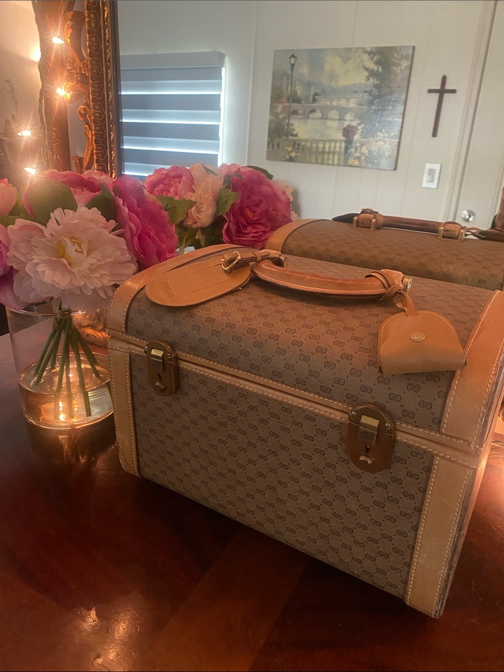 🌸🌺🌷💗 Authentic Gucci Brown Monogram Train Case Cosmetic Bag